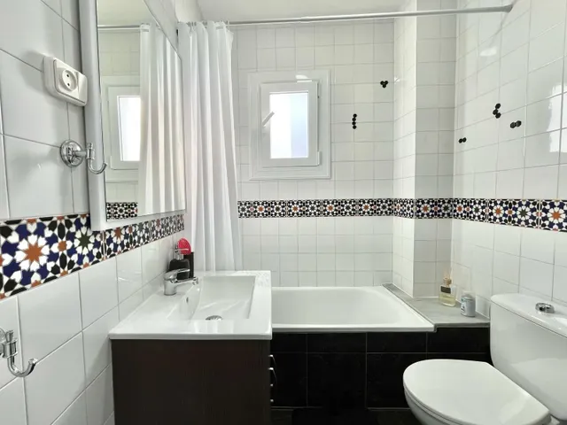 Apartamento 1 habitación 48m² en venta - Estacion de autobuses — 18