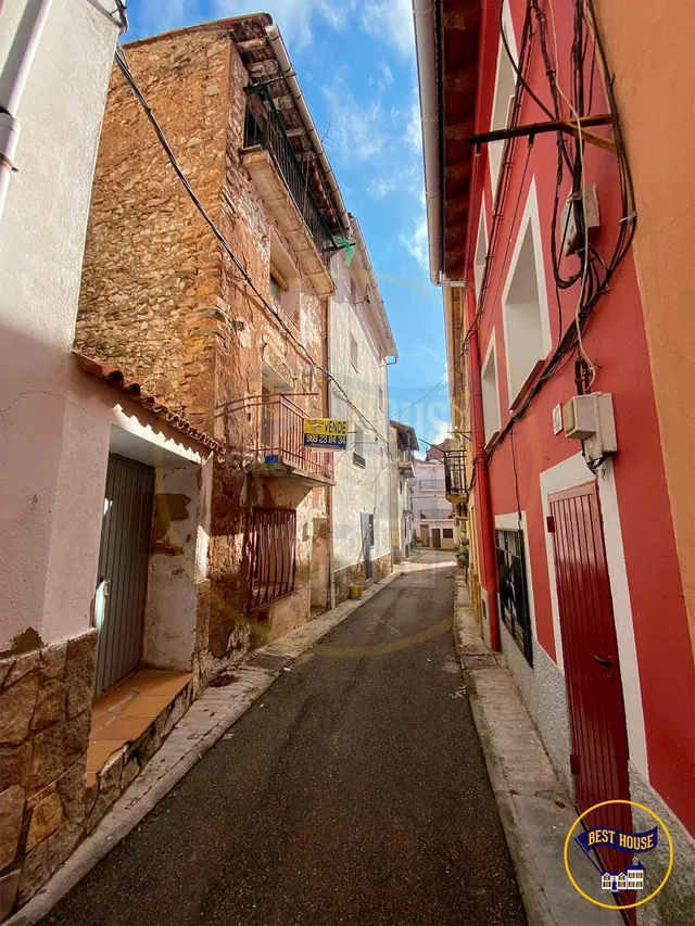 CASA A LA VENTA PARA REFORMAR EN BONICHES - foto 3