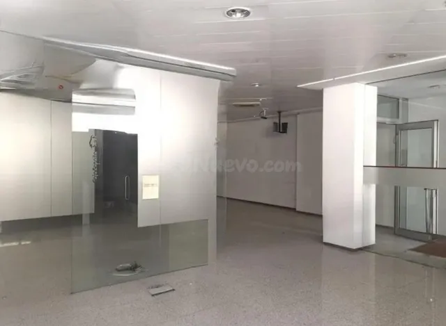 Local en venta en Sevilla — 3