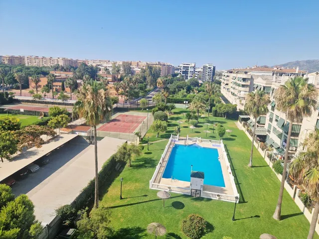 Ático de Lujo con Vistas 360º, Terraza de 111 m2 y Chimenea  - foto 2