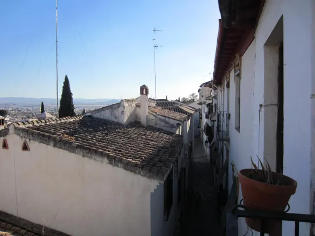 CASA CON VISTAS PANORÁMICAS A LA ALHAMBRA — 30