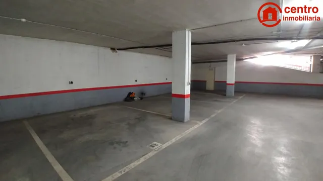 Plaza de Garaje en la Zona Nueva de Pechina — 2