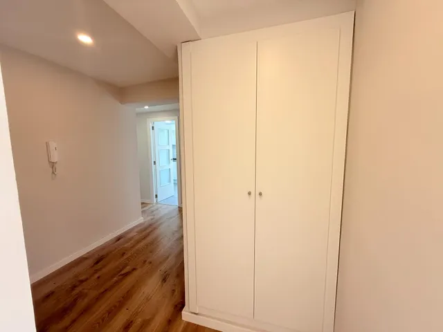 TOTALMENTE REFORMADO  A ESTRENARE, PISO EN BUENA ZONA,   EXTERIOR, MUY LUMINOSO. — 18