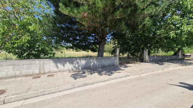 SE VENDE SOLAR DE 2500M2 EN CUBILLOS DEL SIL - foto 3