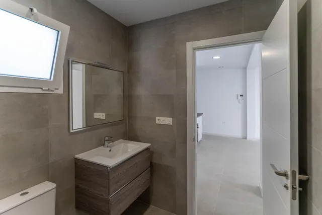 Apartamento en zona céntrica con plaza de parking y amplia terraza — 8