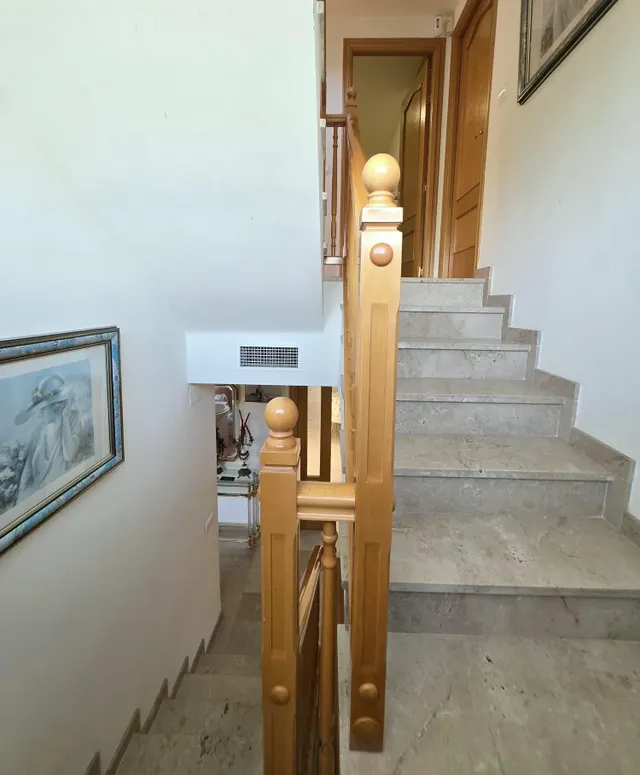 CASA ADOSADA DE 6 habitaciones EN VILAFORTUNY — 30
