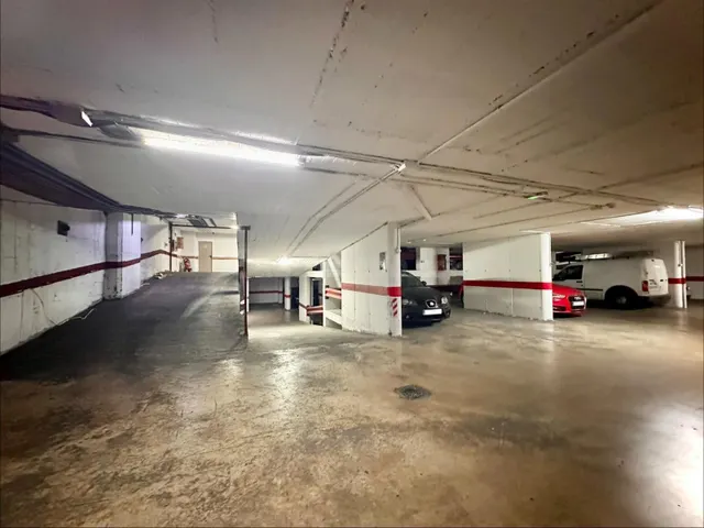 Plaza garaje en Calle Seminario — 5
