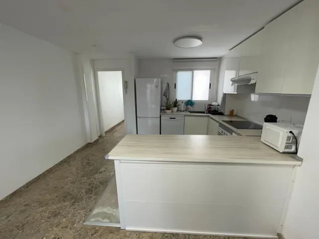 Fantastico apartamento totalmente reformado en el centro de Torrevieja — 8