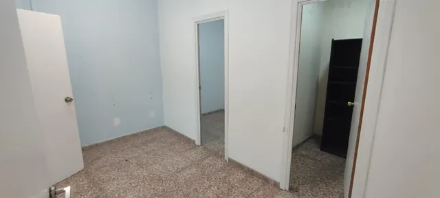 Amplio Local Comercial en Ciudad de Asís, Alicante - Oportunidad Única — 10