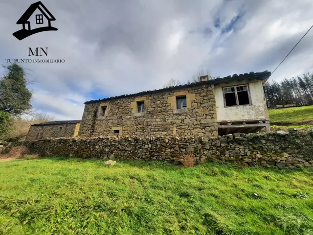 VENTA DE FINCAS Y CONJUNTO DE TRES CABAÑAS PASIEGAS EN SAN P - foto 2