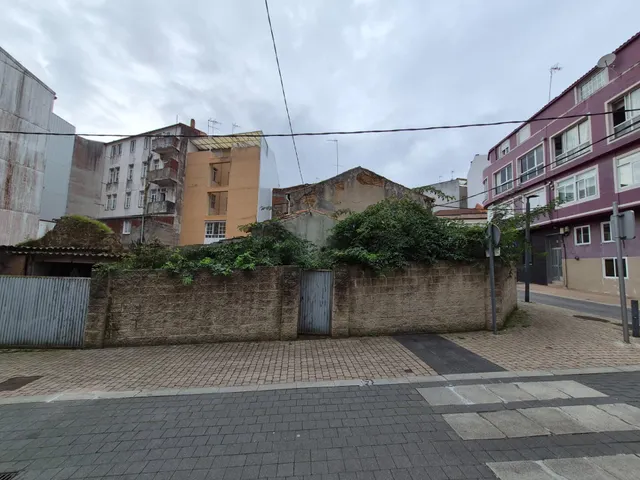 Solar de 273 m2 en Carballo centro (B+3+BC) — 8