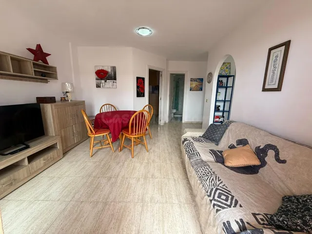 Apartamento en alquiler en Los Cristianos por temporada - foto 4