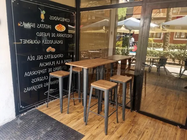 Bar-Cafetería en traspaso en Patraix. En funcionamiento, con - foto 5