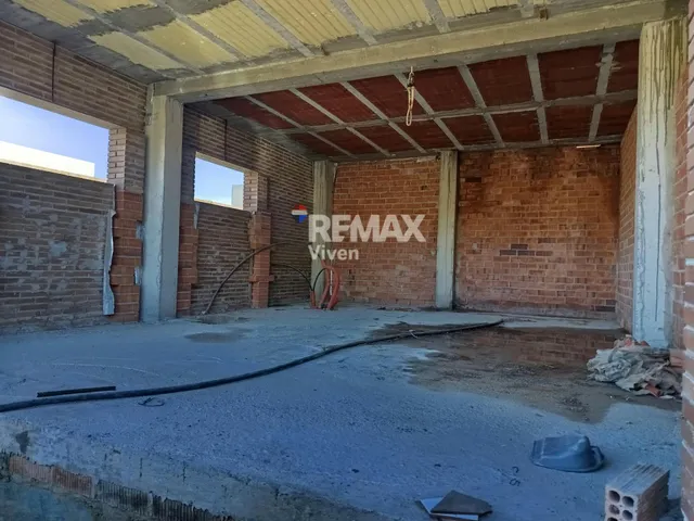 Casa en construcción con muchas posibilidades — 3