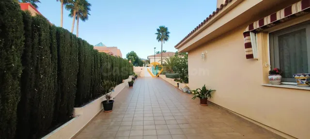CHALET INDEPENDIENTE CON POSIBILIDAD DE HACER UN HOTEL RURAL - foto 4