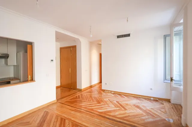 Piso en alquiler en calle de Concepción Jerónima 35, Madrid — 3