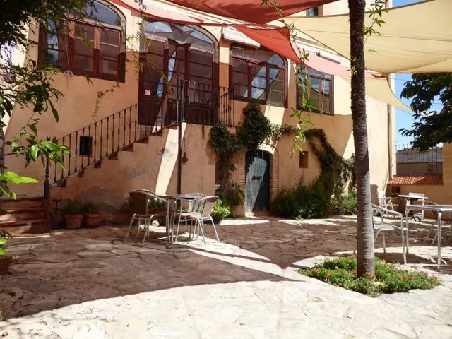 VENTA MASIA EN TOUS CON PISCINA Y ERMITA!! — 24