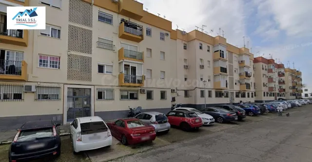 Venta de Piso en Santiponce (Sevilla) — 2