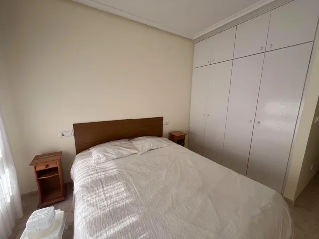 Gran piso de esquina de 3 dormitorios con garaje cerrado opcional en Colindres — 17