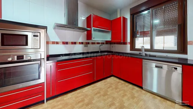 Amplia Casa con sotano en Villafranca, Córdoba - Ideal para 