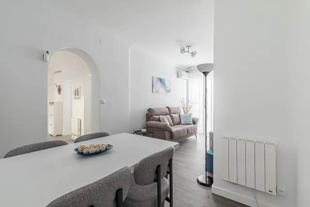 AVC INMOBILIARIO ALQUILA PISO — 29