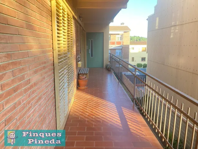 Edificio con local y 2 viviendas en Tordera — 20