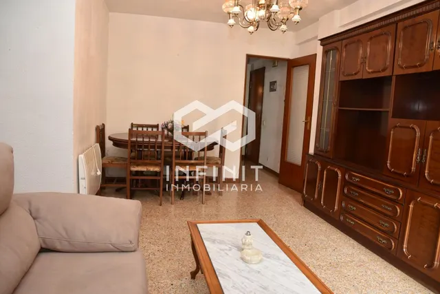 ¡IMAGINA LO QUE PUEDE LLEGAR A SER!... Una gran vivienda con alma y potencial en una de las mejores ubicaciones de Alcalá. — 26