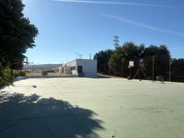 LOCAL COMERCIAL EN ALCORNOCALEJOS — 28