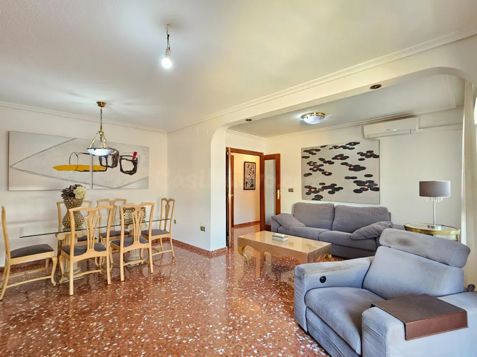 Piso de 3 dormitorios con terraza y garaje en San Vicente del Raspeig