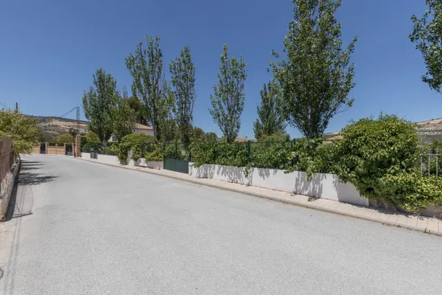 Terreno urbano en la aldea de los Bermejales, termino de Arenas del Rey — 25