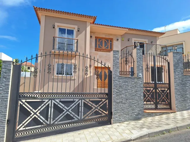 Magnífico chalet independiente a estrenar en Garachico - foto 3