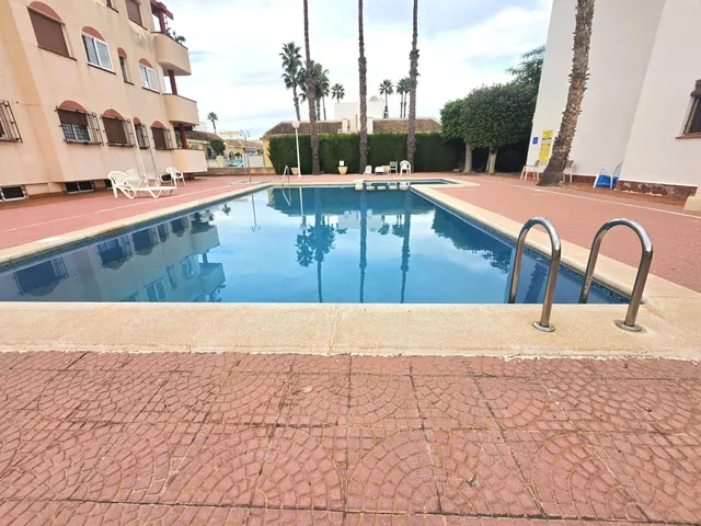Piso planta baja con dos terrazas, piscina comunitaria y parking en Los Narejos — 42