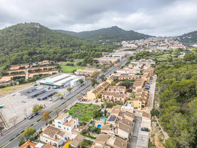 Solar Urbano para construir 6 adosados en Cala Ratjada en Avenida Juan Carlos I — 21