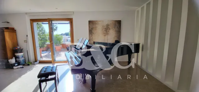 ESPECTACULAR ATICO EN EL CENTRO — 32