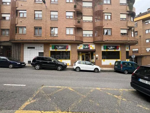 Local comercial 192m² en alquiler - La Felguera - foto 2