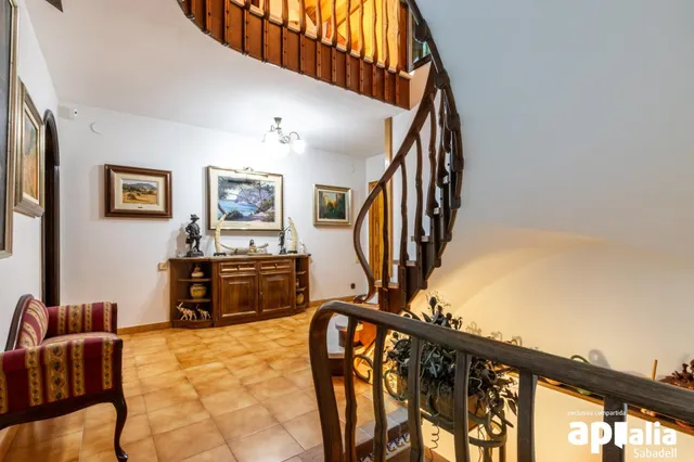ESPECTACULAR CASA A 4 VENTS A CASTELLAR DEL VALLÈS. — 33