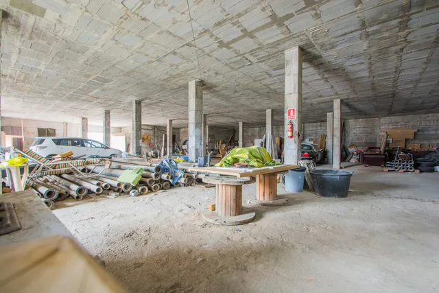 Local comercial 660m² en venta - Marbella - foto 4