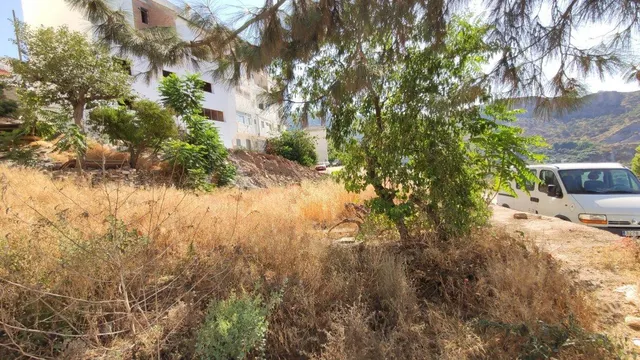 PARCELA URBANA EN LANJARON — 33