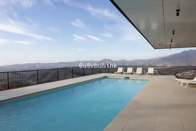 Chalet 4 habitaciones 400m² en venta - Riviera del sol — 46