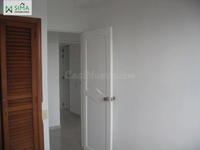 SE VENDE APARTAMENTO MANGA - foto 5
