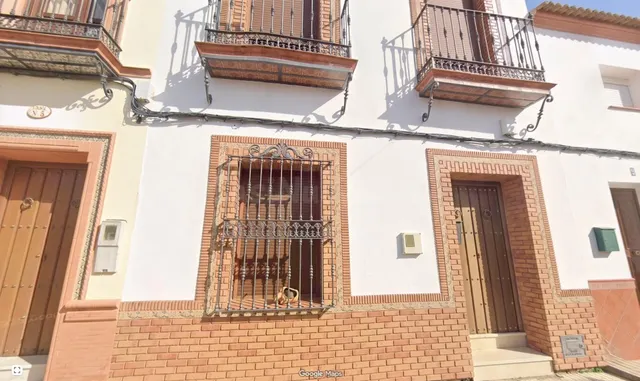 Inmueble Ocupado-Sin Posesión. Casa en venta en Aznalcóllar  - foto 3