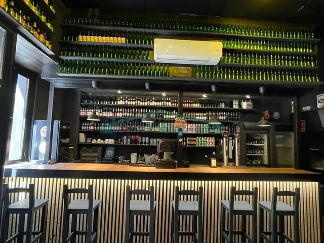 Restaurante-Cervecería en Benimaclet en venta con opción de alquiler a compra— Totalmente montado y listo para abrir — 3