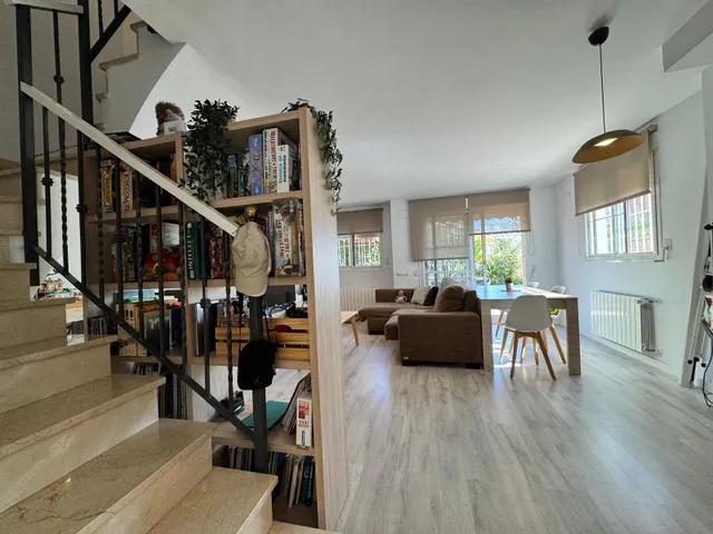 Exclusivo chalet adosado con parcela privada, terraza y piscina en masías – Moncada — 17