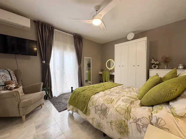 Chalet 4 habitaciones 243m² en venta - Costa del Sol — 25