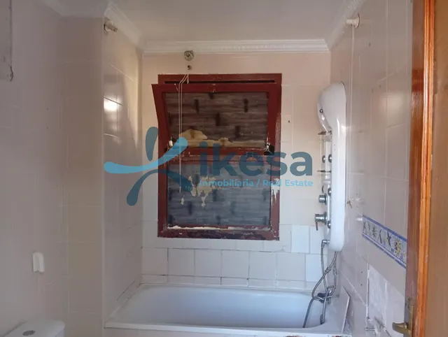 VENTA DE PISO EN ALMERÍA (ALMERÍA) — 10