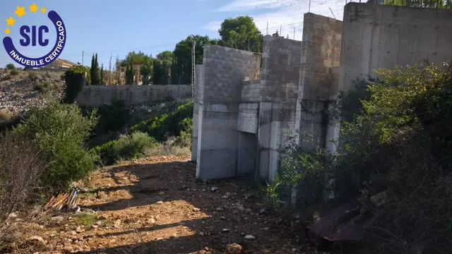 ¡TU HOGAR EMPIEZA AQUÍ! PARCELA URBANA EN CALICANTO — 12