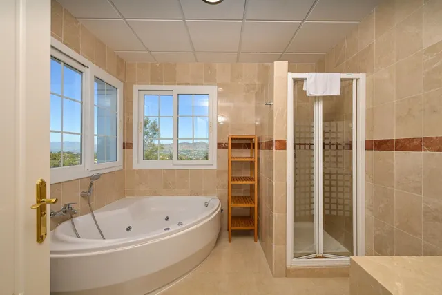 Adosado 4 habitaciones 253m² en venta - Centro — 34