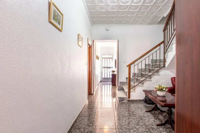 Casa independiente con gran patio y garaje en el centro de Molina de Segura — 7