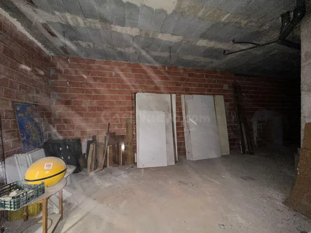 LOCAL COMERCIAL EN ZONA AVENIDA EUROPA - FUERZAS ARMADAS - foto 2