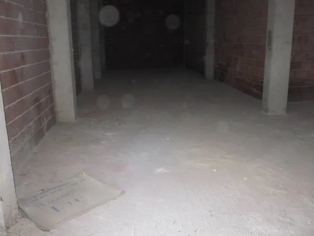 LOCAL COMERCIAL EN EL PARQUE ESQUINA — 14